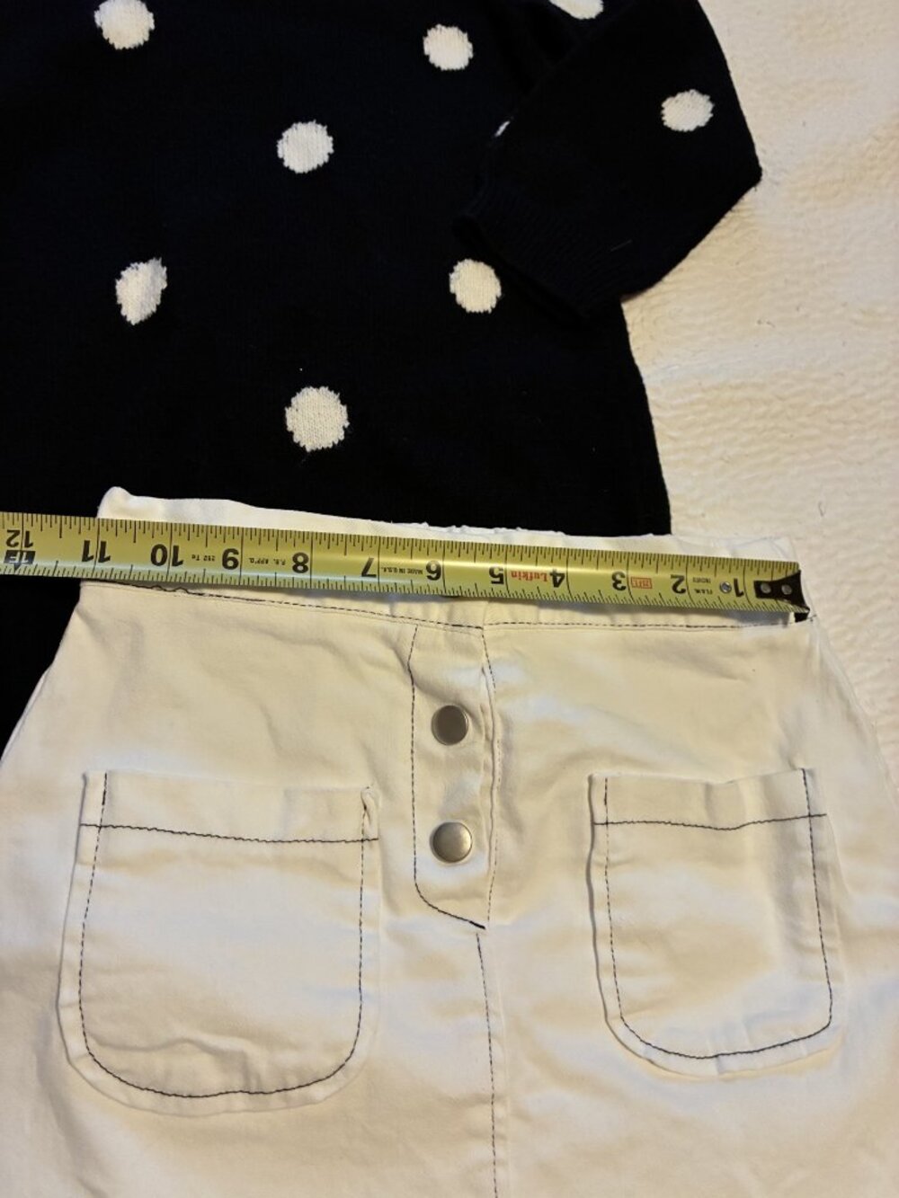 S cropped Blk cotton sweater with white polka dots & white mini skirt